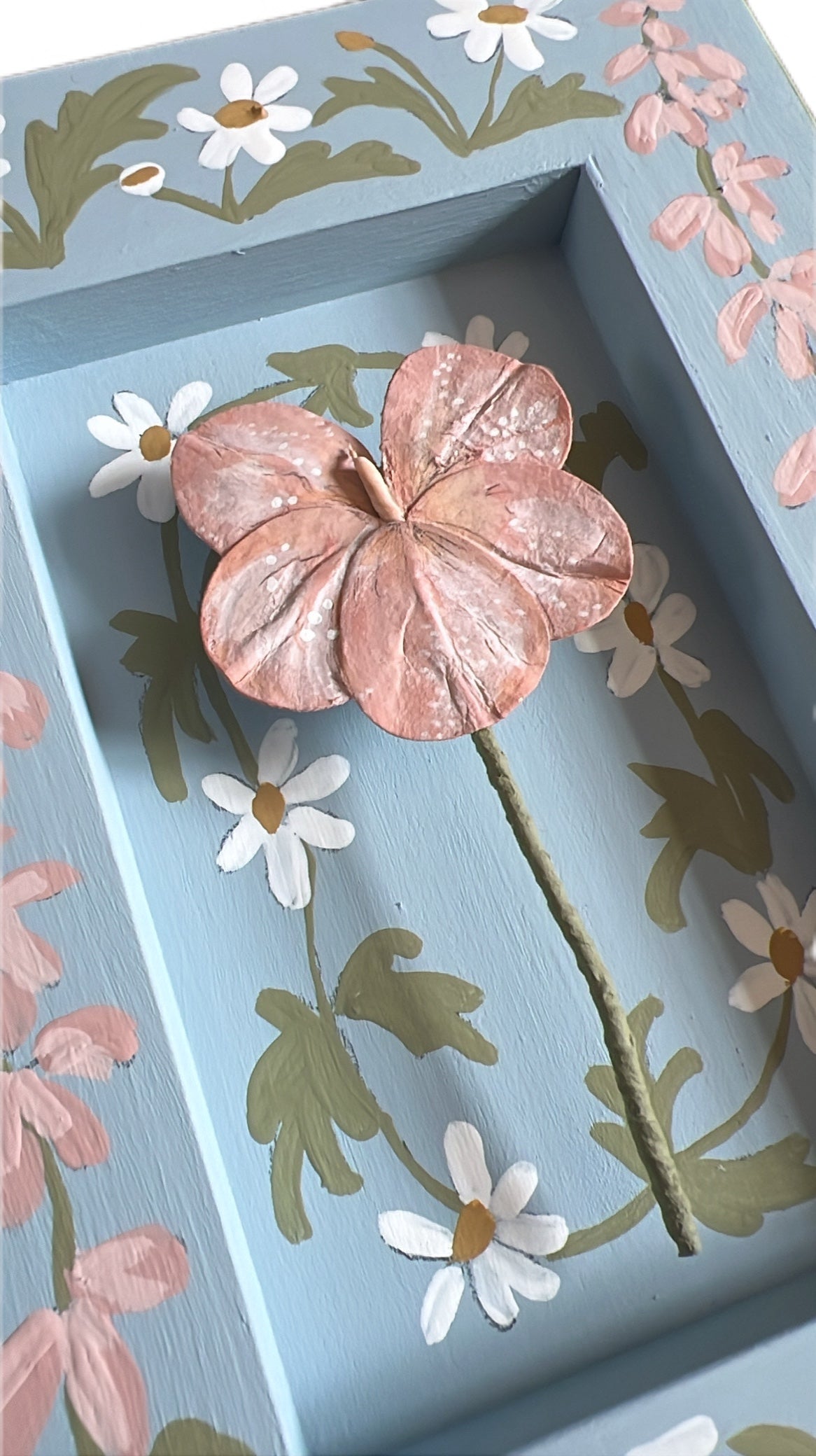 015 - Handmade Paper wild flower with painted Daisy Chain Frame
