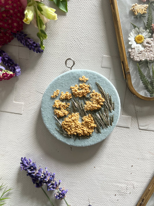 020 - Coastal Florals, Yarrow on Velvet