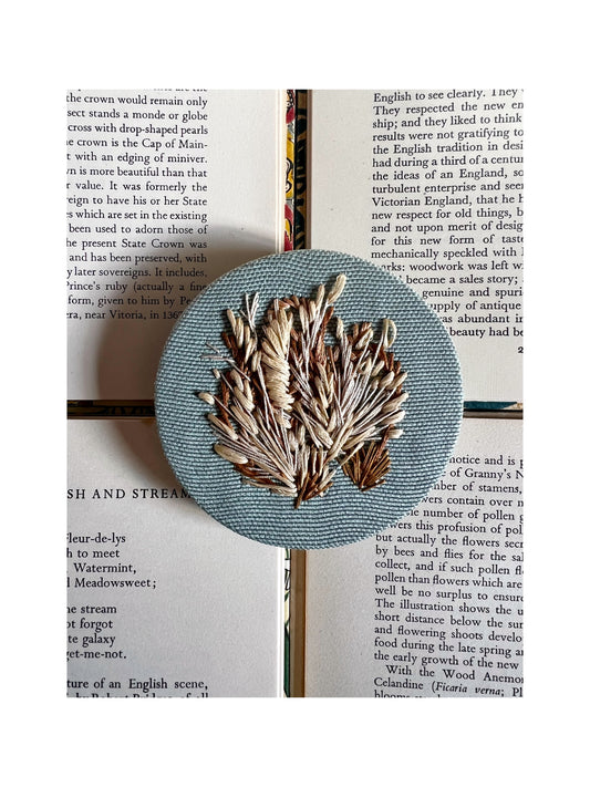 011 Collection 23 - Embroidery on linen VI