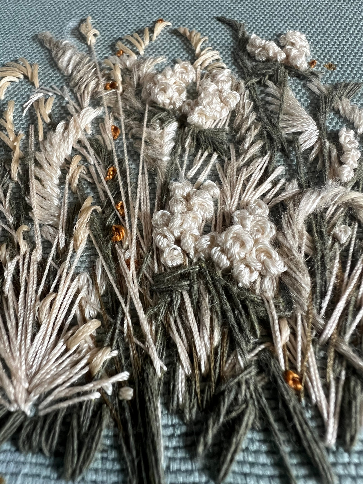 000 Embroidery on Linen - The Summer Garden IV