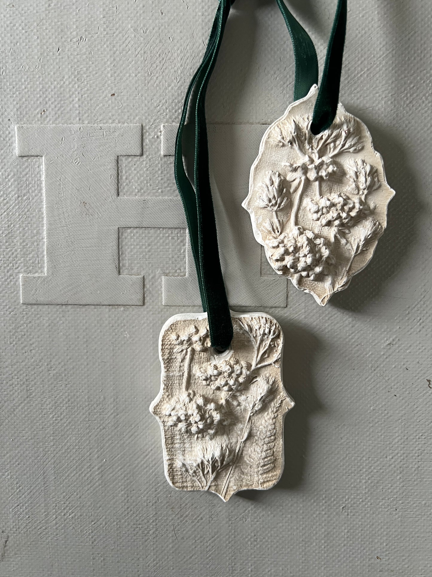 013 Embroidery & Wildflower Plaster Decoration Duo III