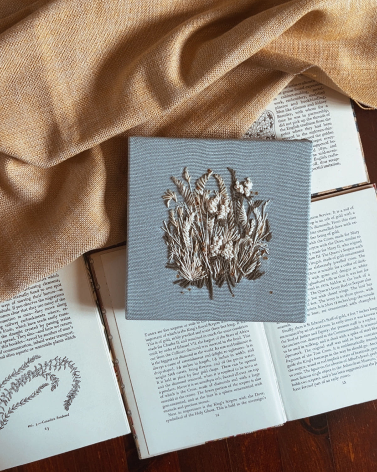 000 Embroidery on Linen - The Summer Garden IV