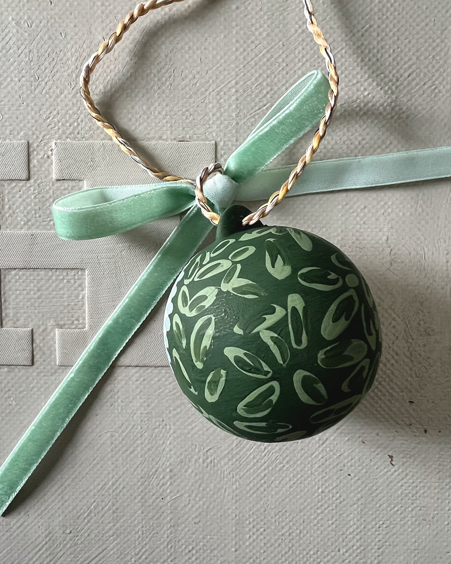018 Hand Painted Heirloom Bauble III